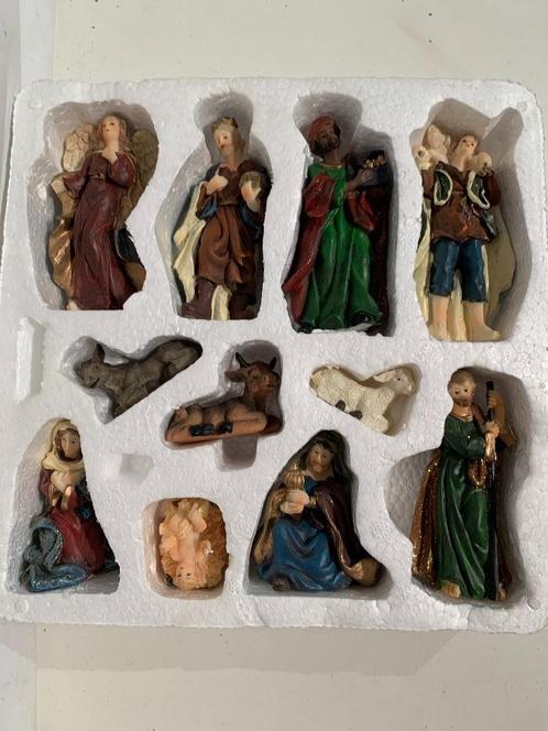 11 kerst beeldjes, Diversen, Kerst, Nieuw, Ophalen of Verzenden