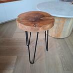 Houten metalen krukje., Ophalen, Gebruikt, Hout