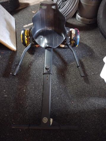 Hoverboard plus zitje beschikbaar voor biedingen