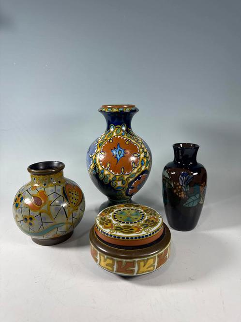 Plateel Collectie: Gouda & Arnhem - 4 Stuks Keramiek, Antiek en Kunst, Antiek | Keramiek en Aardewerk, Ophalen of Verzenden