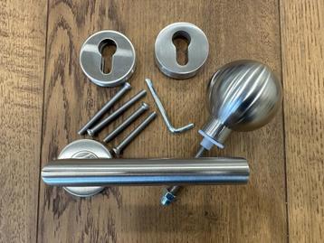 opruiming deurbeslag  beschikbaar voor biedingen