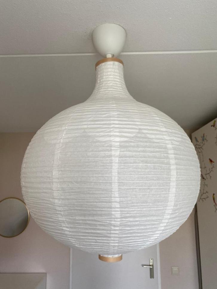Witte hanglamp ui-vorming, Huis en Inrichting, Lampen | Hanglampen, Nieuw, Minder dan 50 cm, Overige materialen, Ophalen of Verzenden