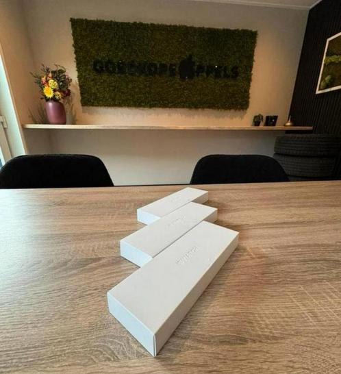 Apple Watch 9 41MM Stainless Goud | nieuw/geseald/garantie, Sieraden, Tassen en Uiterlijk, Smartwatches, Nieuw, iOS, GPS, Ophalen