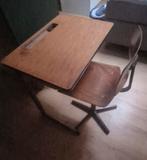 Vintage schoolbankje met stoel, Huis en Inrichting, Bureaus, Ophalen of Verzenden, Gebruikt
