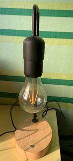 Kerst cadeau tip! Bijzondere zwevende lamp Levitating lamp, Ophalen of Verzenden, Zo goed als nieuw, Minder dan 50 cm