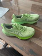 Asics novablast 4 maar 43,5, Sport en Fitness, Ophalen of Verzenden, Zo goed als nieuw, Hardloopschoenen, Asics