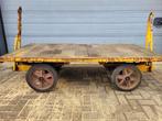 Oude industriële transportkar van gietijzer salontafel tafel, 200 cm of meer, 50 tot 100 cm, Minder dan 50 cm, Rechthoekig