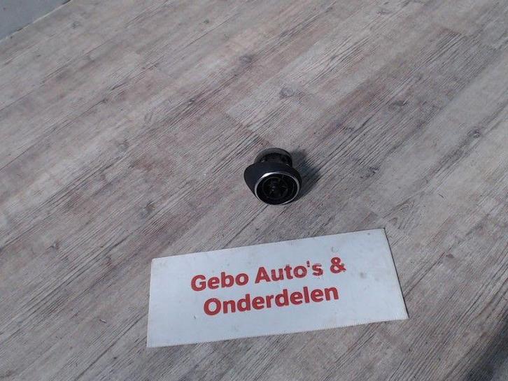 DASHBOARD LUCHTROOSTER Audi A1 Sportback (8XA / 8XF), Auto-onderdelen, Dashboard en Schakelaars, Audi, Gebruikt