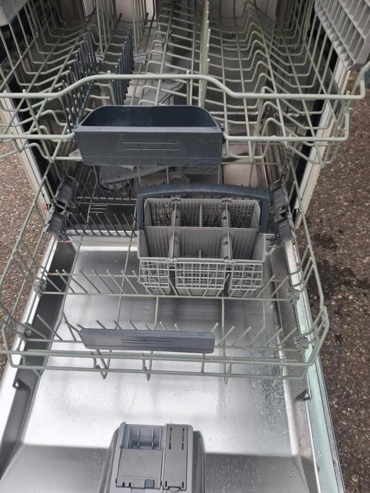 Goed werkend inb vaatwasser pelgrims Aclasse gratis bez rdam, Witgoed en Apparatuur, Vaatwasmachines, Gebruikt, Inbouw, 85 tot 90 cm