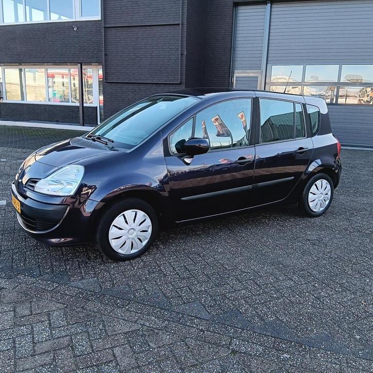 Renault Grand Modus 1.2-16V Expression, Auto's, Renault, Te koop, Grand Modus, ABS, Airbags, Airconditioning, Boordcomputer, Centrale vergrendeling