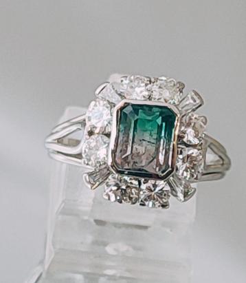 Platinum ring met Bicolor toermalijn en diamanten, certifica beschikbaar voor biedingen