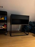 Ikea VIKHAMMER Nachtkastje - ZGAN, Huis en Inrichting, Slaapkamer | Nachtkastjes, Ophalen, Zo goed als nieuw, Overige materialen