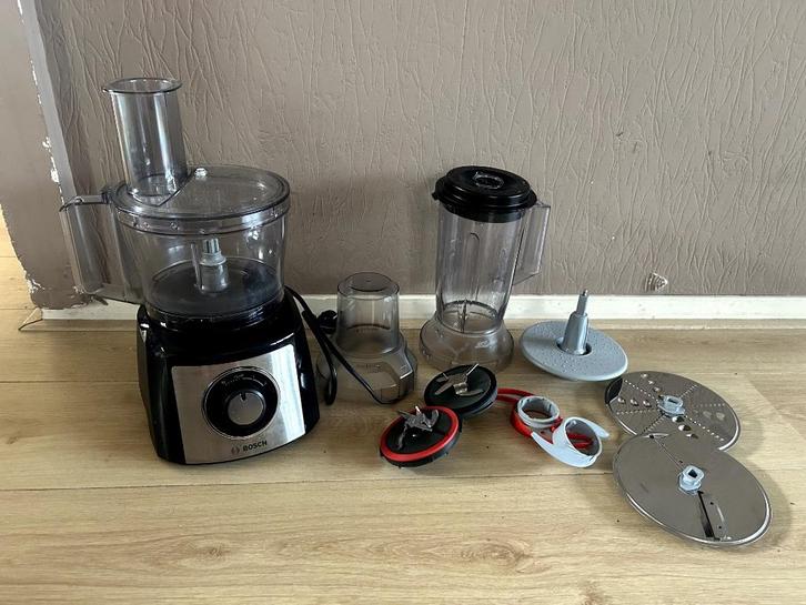 Keukenmachine Bosch, Witgoed en Apparatuur, Keukenmixers, Gebruikt, 2 tot 3 liter, 3 snelheden of meer, Ophalen of Verzenden
