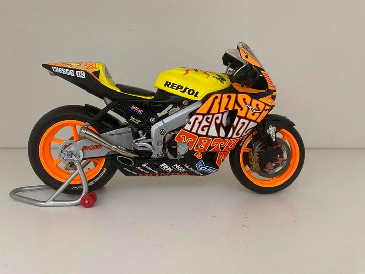 Rossi Valencia 2003 - Yamaha Minichamps 1:12, Hobby en Vrije tijd, Modelbouw | Auto's en Voertuigen, Zo goed als nieuw, Overige typen