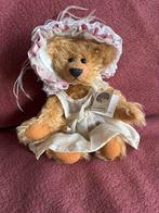 Handgemaakte beer van Tonny Commijs, Verzamelen, Beren en Cherished Teddies, Ophalen of Verzenden, Stoffen beer, Overige merken
