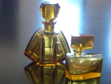 Art Deco flacons, jaren 30, 1930 beschikbaar voor biedingen