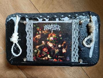 Paleface Swiss - Cursed beschikbaar voor biedingen