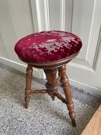Antieke pianokruk in hoogte verstelbaar, Huis en Inrichting, Krukjes, Ophalen, In hoogte verstelbaar, Gebruikt, Hout