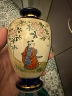 Japans Satsuma vaasje - Kusube signatuur, Ophalen of Verzenden