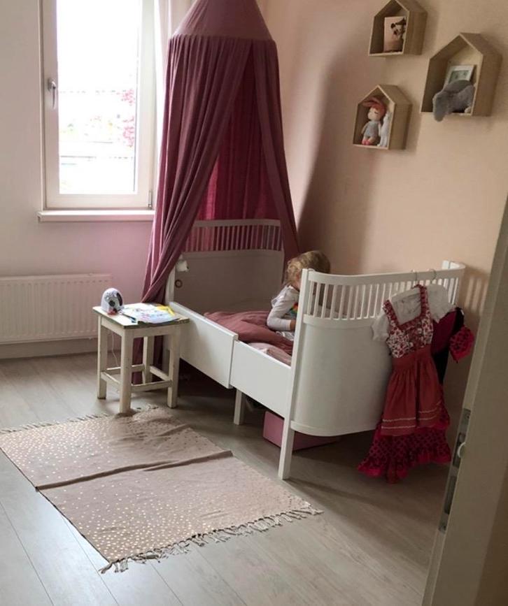 Sebra Kili Meegroeibed wit, Kinderen en Baby's, Kinderkamer | Bedden, Zo goed als nieuw, Minder dan 140 cm, 70 tot 85 cm, Matras