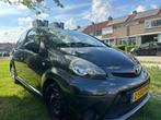Toyota Aygo 1.0 12V Vvt-i 5DRS 2014 Grijs, Voorwielaandrijving, Stof, Zwart, 4 stoelen