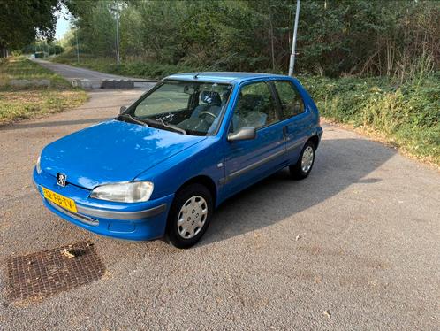 Peugeot 106 1.1 Accent 2000 Blauw | 2e eigenaar, Auto's, Peugeot, Particulier, Airbags, Centrale vergrendeling, Benzine, Hatchback
