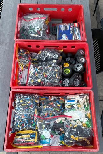Lego Technic, mega partij onderdelen! beschikbaar voor biedingen