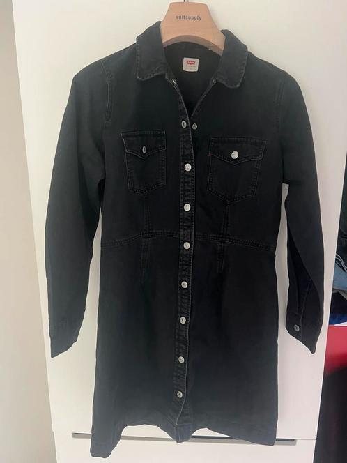 Grijs spijkerjurkje van Levi’s, maat M/L, Kleding | Dames, Jurken, Nieuw, Grijs, Boven de knie, Ophalen of Verzenden