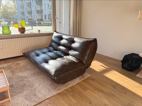 Te koop: Mooie 2-zits ligbank “Togo stijl” (1 jaar oud), Huis en Inrichting, Banken | Sofa's en Chaises Longues, Ophalen