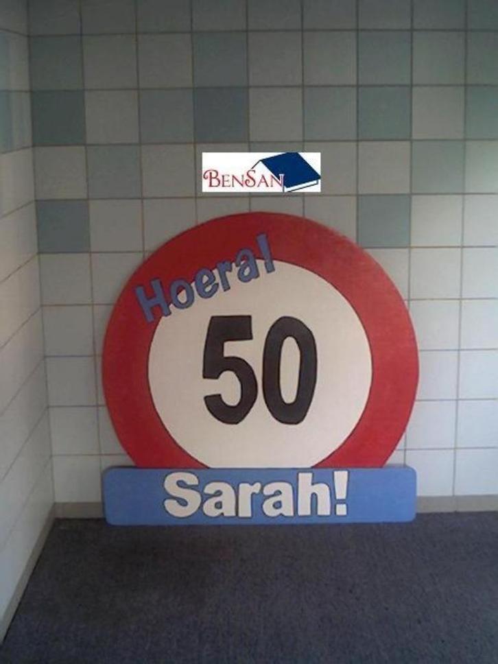 verjaardagbord 50 jaar sarah verjaardag bord bensan enter, Hobby en Vrije tijd, Feestartikelen | Verhuur, Zo goed als nieuw, Abraham of Sarah
