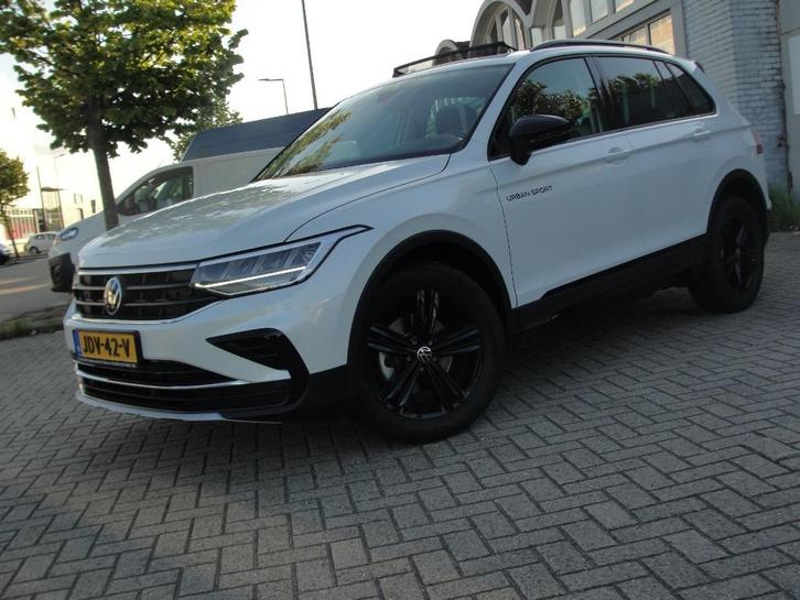 TIGUAN 1.5 TSI/AUTOMAAT/2022/URBAN SPORT/OPEN DAK/TREKHAAK, Auto's, Volkswagen, Bedrijf, Tiguan, ABS, Adaptieve lichten, Adaptive Cruise Control