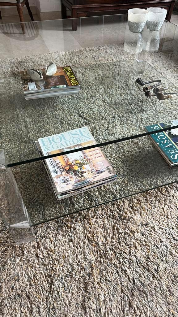 Glazen salontafel met plexiglas poten, Huis en Inrichting, Tafels | Salontafels, Zo goed als nieuw, Minder dan 50 cm, 50 tot 100 cm