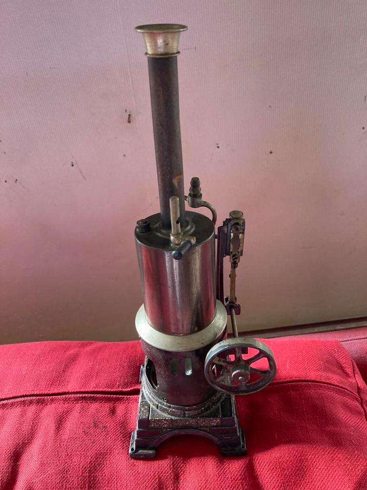 Mooie kleine BING staande stoommachine uit 1909., Antiek en Kunst, Antiek | Speelgoed, Ophalen of Verzenden