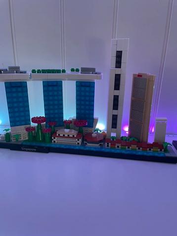 Lego 21057 Singapore beschikbaar voor biedingen
