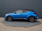 Toyota C-HR 1.8 Hybrid First Edition | Bi-Tone | JBL | Blind, Auto's, 12 maanden, Stof, 4 cilinders, Blauw