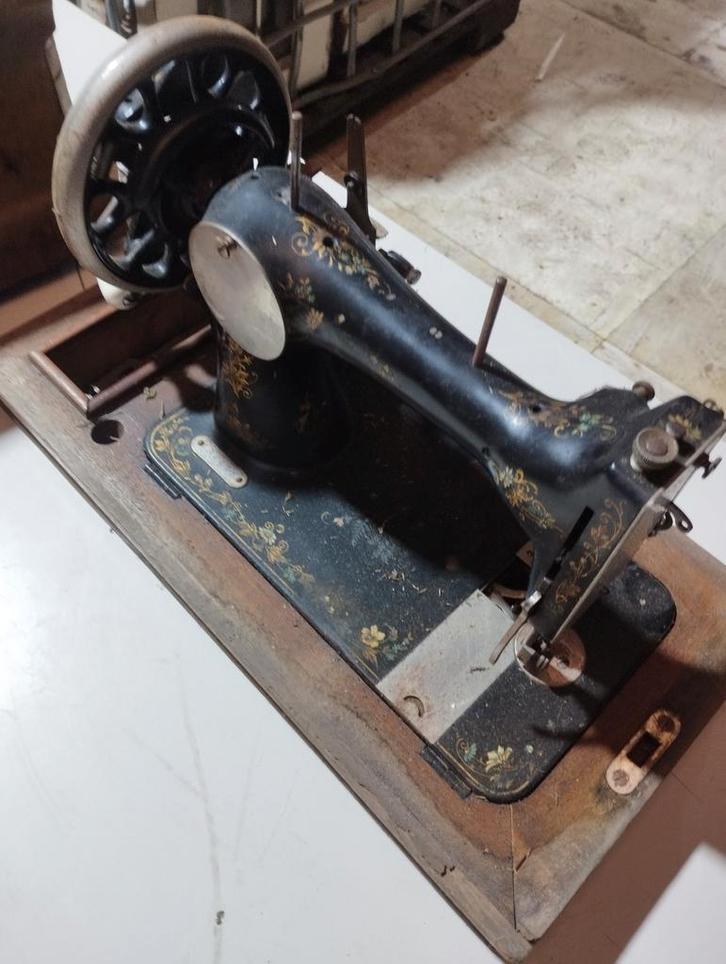 Naaimachine, Antiek en Kunst, Antiek | Naaimachines, Ophalen