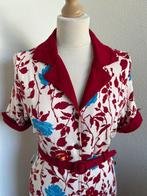 King Louie maat L rode doorknoop jurk 1775, Kleding | Dames, Jurken, Maat 42/44 (L), Ophalen of Verzenden, Zo goed als nieuw, Knielengte