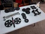 Fitness set met halters, gewichten en buikspierwiel, Sport en Fitness, Fitnessmaterialen, Ophalen, Benen, Gebruikt, Onbekend