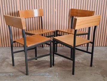 13 x Vintage schoolstoelen houten cafe stoelen retro horeca  beschikbaar voor biedingen