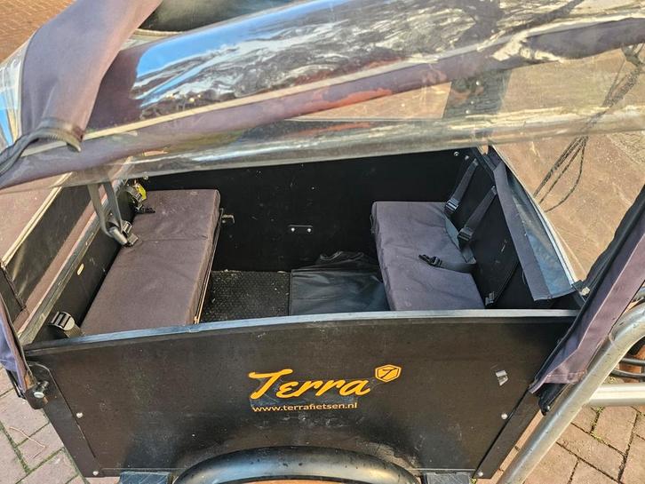 Bakfiets Terra - Ideaal voor kinderen!, Fietsen en Brommers, Fietsen | Bakfietsen, Gebruikt, Overige merken, 2 kinderen, Huif