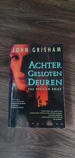John Grisham - Achter gesloten deuren(The pelican brief), Boeken, Thrillers, John Grisham, Ophalen of Verzenden, Zo goed als nieuw