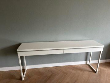Ikea bureau / make up tafel Besta Burs 180cm beschikbaar voor biedingen