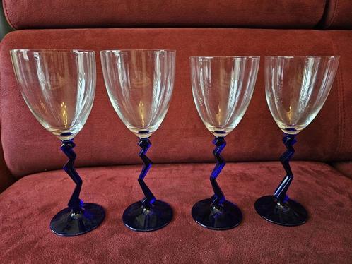 # 2x2 Schott Zwiesel zig-zag Memphis wijnglazen 1980 vintage, Verzamelen, Glas en Borrelglaasjes, Zo goed als nieuw, Overige typen