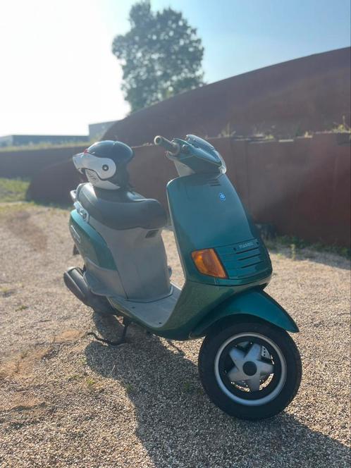 Piaggio skipper 125 stage 1, Fietsen en Brommers, Scooters | Piaggio, Zo goed als nieuw, Overige modellen, Tweetakt, Ophalen
