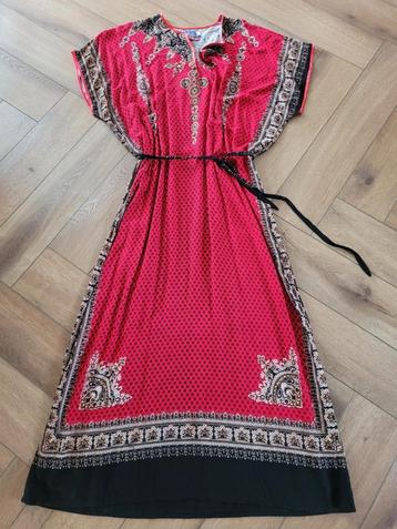 Prachtige jurk van Kraton Mas, maat XL (or one size) beschikbaar voor biedingen