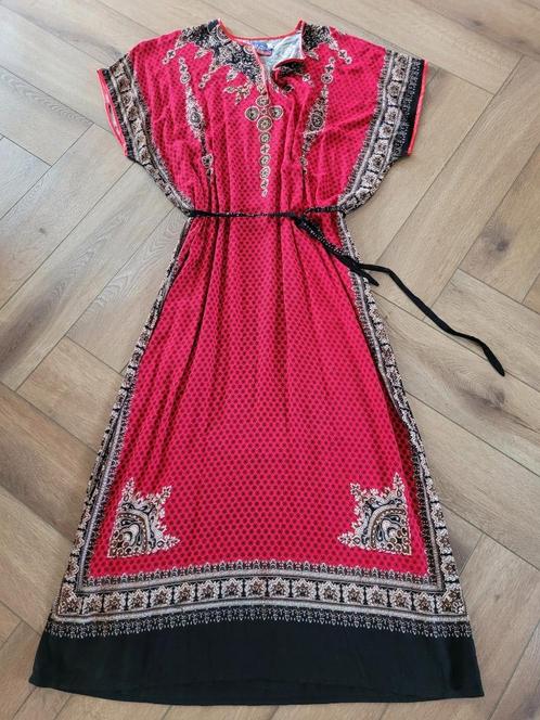 Prachtige jurk van Kraton Mas, maat XL (or one size), Kleding | Dames, Jurken, Zo goed als nieuw, Maat 46/48 (XL) of groter, Rood