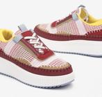 Vrolijke wijnrood kleurige sneaker mt 37 - 40 & 41 nog, Ophalen of Verzenden, Nieuw, Rood, Sneakers of Gympen
