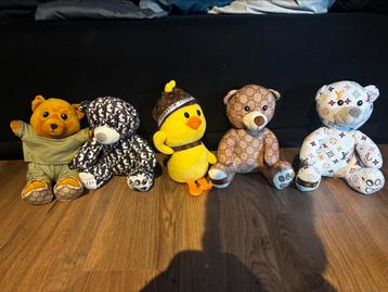 Disiner knuffels beschikbaar voor biedingen