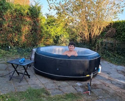 6 persoons python spa met cover en veel extra's, Tuin en Terras, Bubbelbaden en Hottubs, Zo goed als nieuw, Opblaasbaar, Afdekzeil