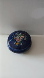 Vintage Blauw Keramieken Doosje met Bloemen, Ophalen of Verzenden